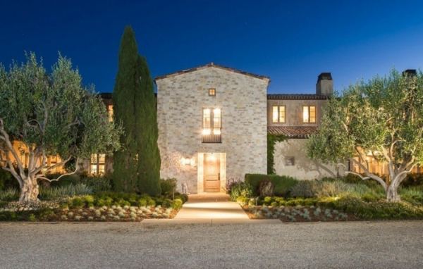 Дом Леди Гаги в Малибу: как живет эпатажная поп-дива Дом Леди Гаги в Малибу: как живет эпатажная поп-дива