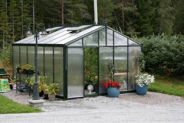 Обустройство теплицы внутри Обустройство теплицы внутри