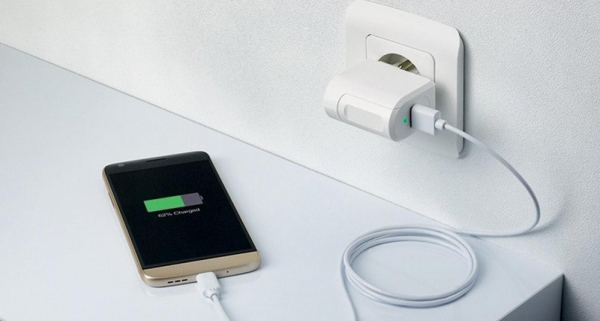 Нужно ли выключать электроприборы из розетки? Нужно ли выключать электроприборы из розетки?