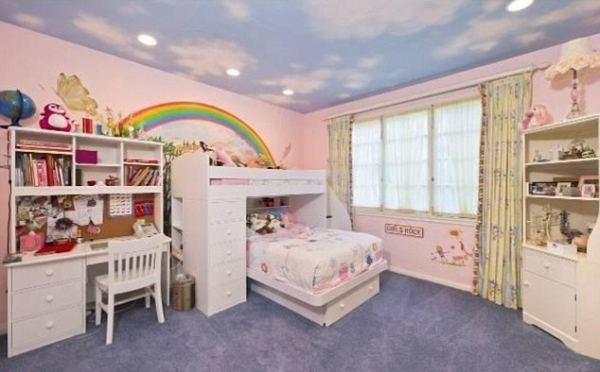 Дом Арнольда Шварценеггера: где живет железный Арни? Дом Арнольда Шварценеггера: где живет железный Арни?