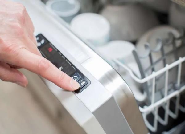 Встраиваемые посудомоечные машины 60 см: параметры, критерии выбора, рейтинг Встраиваемые посудомоечные машины 60 см: параметры, критерии выбора, рейтинг