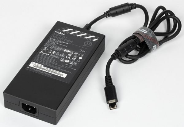 Обзор игрового ноутбука MSI Titan 18 HX AI A2XWJG-076RU с Intel Core Ultra 9 и Nvidia GeForce RTX 5090 Laptop