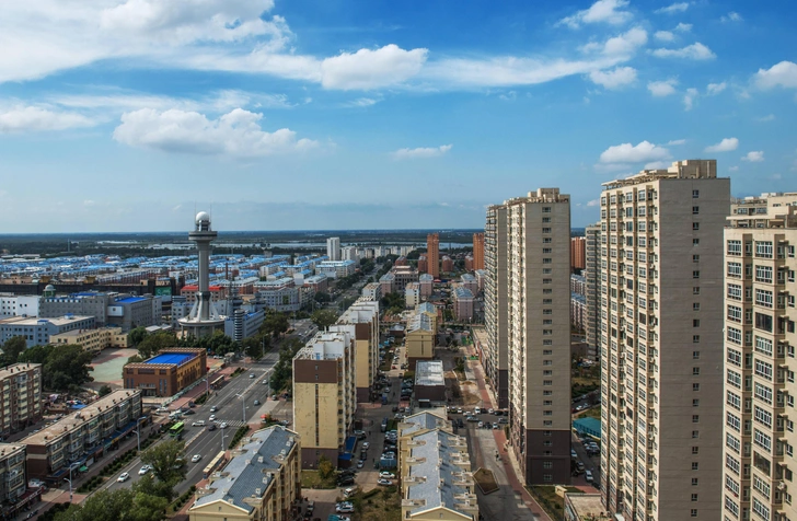 «Было сложно и страшно». Россиянка рассказала, почему передумала жить в Китае с маленькой дочкой