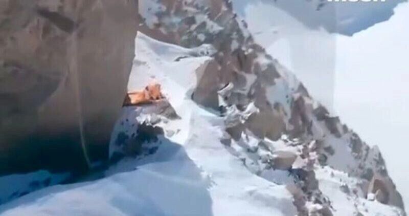 Хроника бессилия: МЧС отказалось спасать с Пика Победы альпинистку Наталью Наговицину