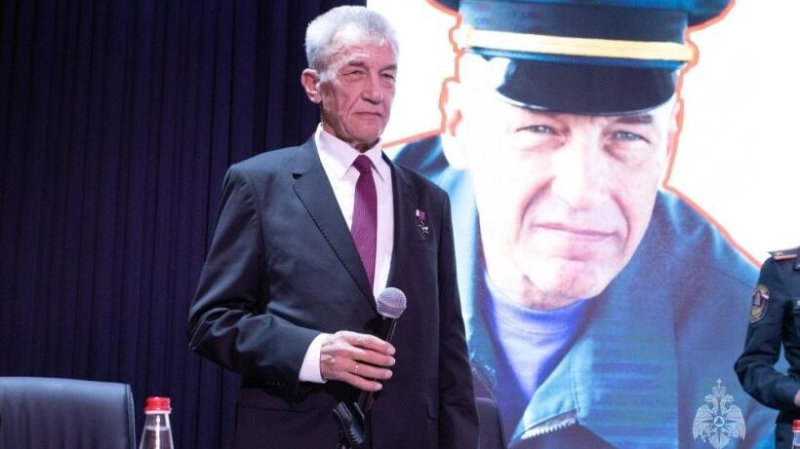 Хроника бессилия: МЧС отказалось спасать с Пика Победы альпинистку Наталью Наговицину