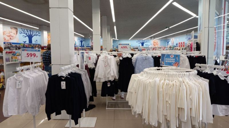 Первый раз — дороже: как в Петербурге собрать ребенка в школу и не переплатить