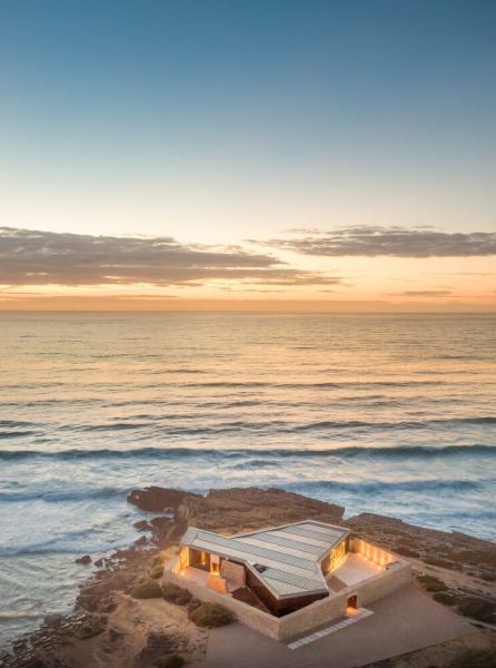 Реконструкция форта Крисмина в городе Кашкайш, Португалия