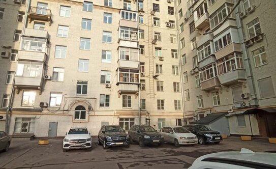 «Сталинка, я выбираю тебя!». Почему люди хотят жить в домах 30–50-х годов постройки