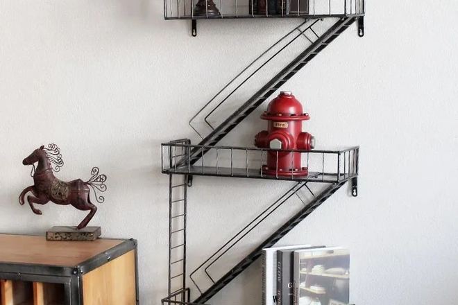 Настенная полка