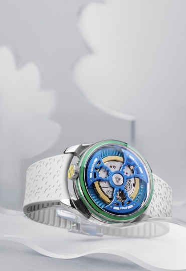 Йинка Илори создал часы для бренда MB&F