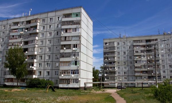 Почему в СССР строили именно 9-этажки? Всё ради безопасности!